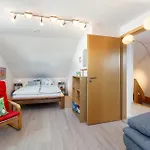 Haus Frank 3* 웨허