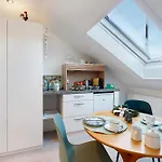 Haus Frank 3* 웨허
